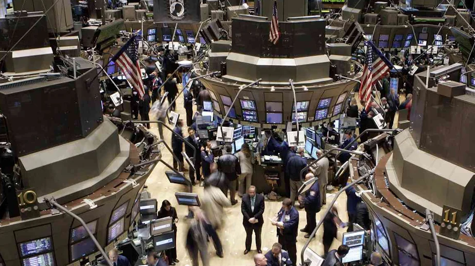 Stock Market Drops After Trump Announces New Tariffs on Canada